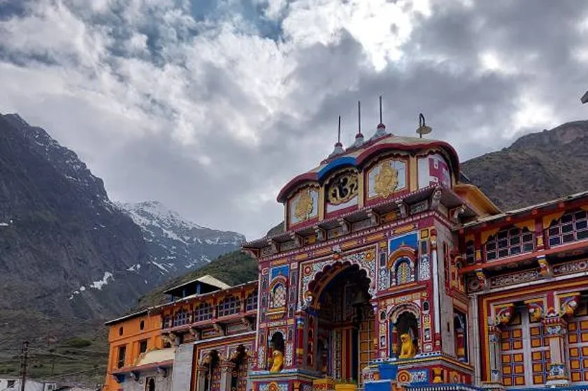 Char Dham Yatra - Deluxe Package